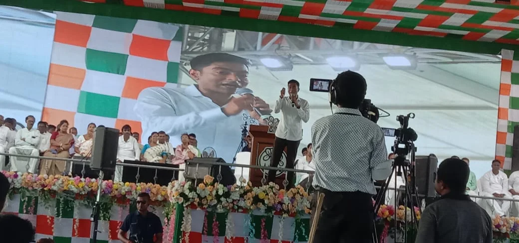 ‘স্যাকরার টুকটাক, কামারের এক ঘা, ১ জুন এক কোপে বিজেপি বধ, কুলতুলি থেকে হুঙ্কার অভিষেকের
