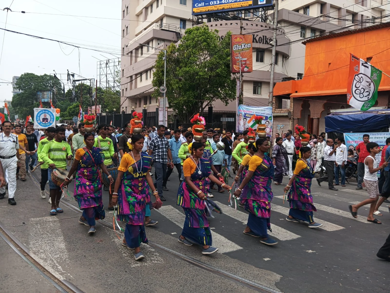 মমতার আজকের মিছিলের ফটো গ্যালারি