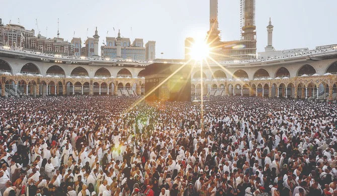 ১০ কিলোমিটার অঞ্চল  জুড়ে হল জুম্মার নামায