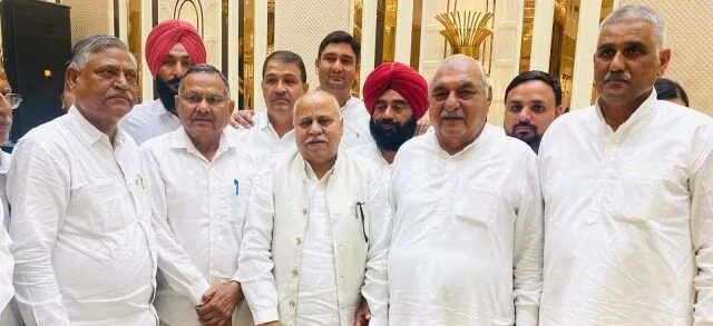 ৩ নির্দল বিধায়কের কংগ্রেস যোগে হরিয়ানায় পতনের মুখে বিজেপি সরকার