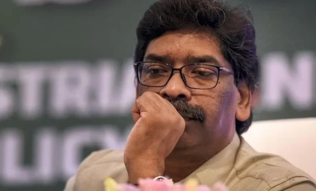 জামিন চেয়ে জুটল ভর্ৎসনা, হেমন্ত সোরেনের আর্জি খারিজ সুপ্রিম কোর্টে