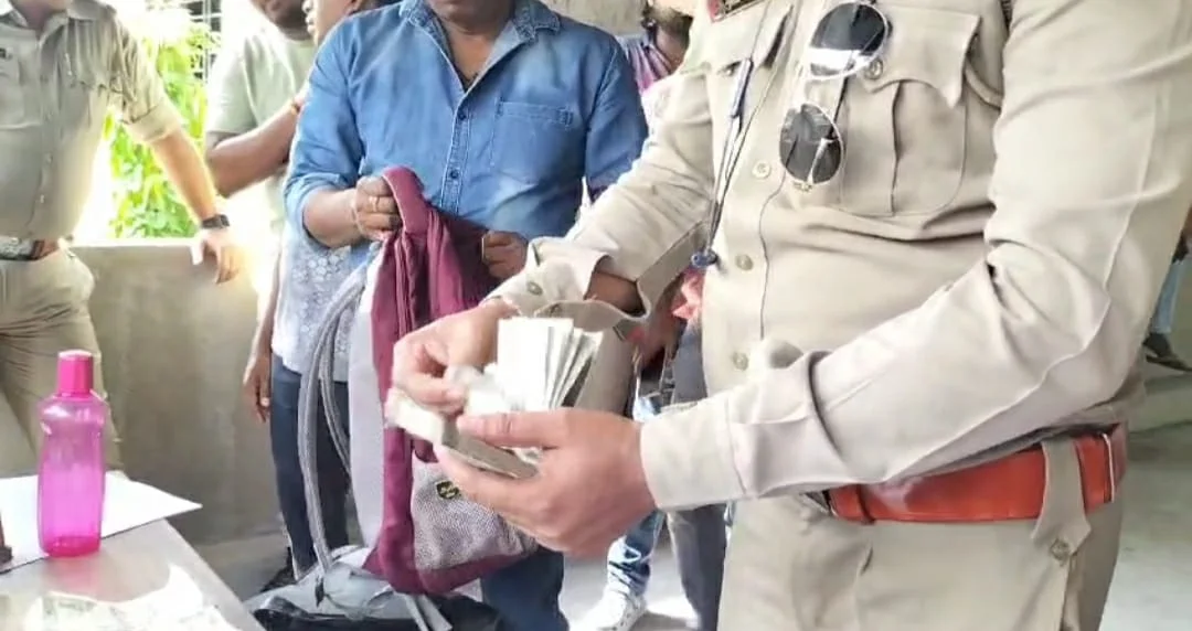 জয়নগর: ভোটের আগে কমিশন সহ পুলিশের নাকাচেকিংয়ে উদ্ধার কয়েক লক্ষ টাকা