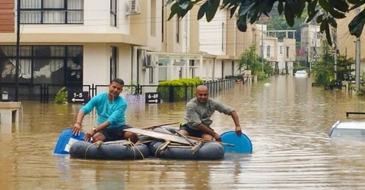 কেরালাজুড়ে প্রবল বৃষ্টি, ভূমিধস ও আকস্মিক বন্যা: নিহত অন্তত ৫, নিখোঁজ ২; ছ'টি জেলায় জারি অরেঞ্জ অ্যালার্ট