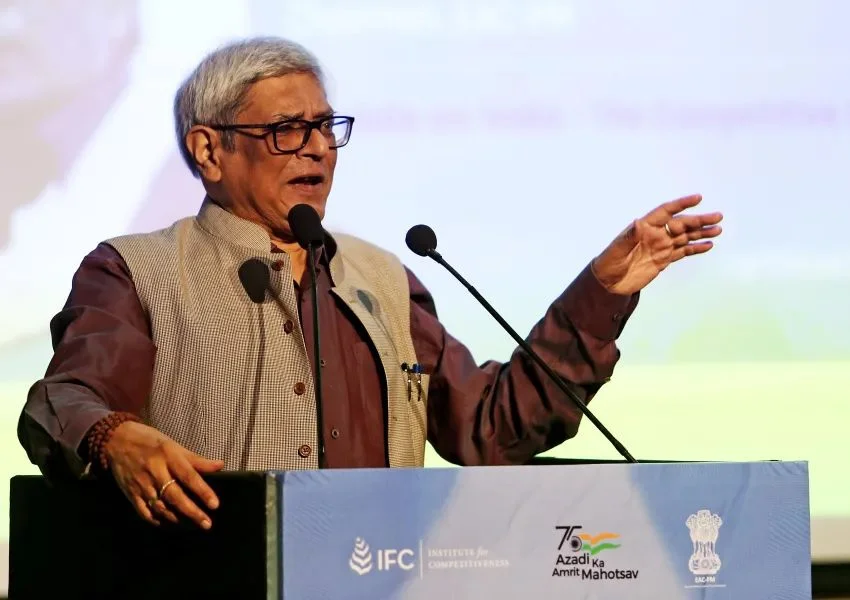 বিশিষ্ট অর্থনীতিবিদ বিবেক দেবরায়ের জীবনাবসান, শোক প্রকাশ মোদি মমতার