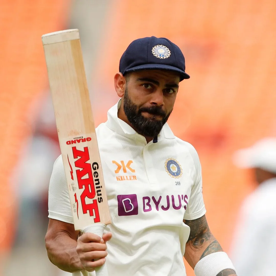 ১ লক্ষ ৬৪ হাজায় টাকায় কেনা যাবে কোহলির ব্যাট