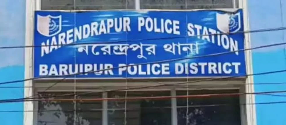 নরেন্দ্রপুরে সুসাইড নোট লিখে আত্মহত্যা তিনজনের