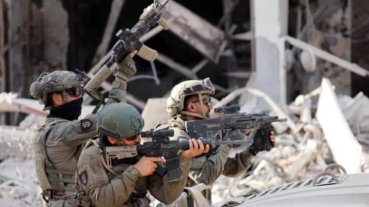 পশ্চিমতীরে চলছে ইসরাইলি হামলা,  গাজাতে স্নাইপারে হত্যা ২