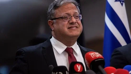 যুদ্ধবিরতির জের, পদত্যাগ  করলেন ইসরাইল মন্ত্রী বেন-গভির ও দল