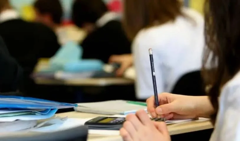 ট্রাম্পের অভিবাসন নীতির জের, আমেরিকায় পড়ুয়াদের পার্ট টাইম কাজ ছাড়ার হিড়িক