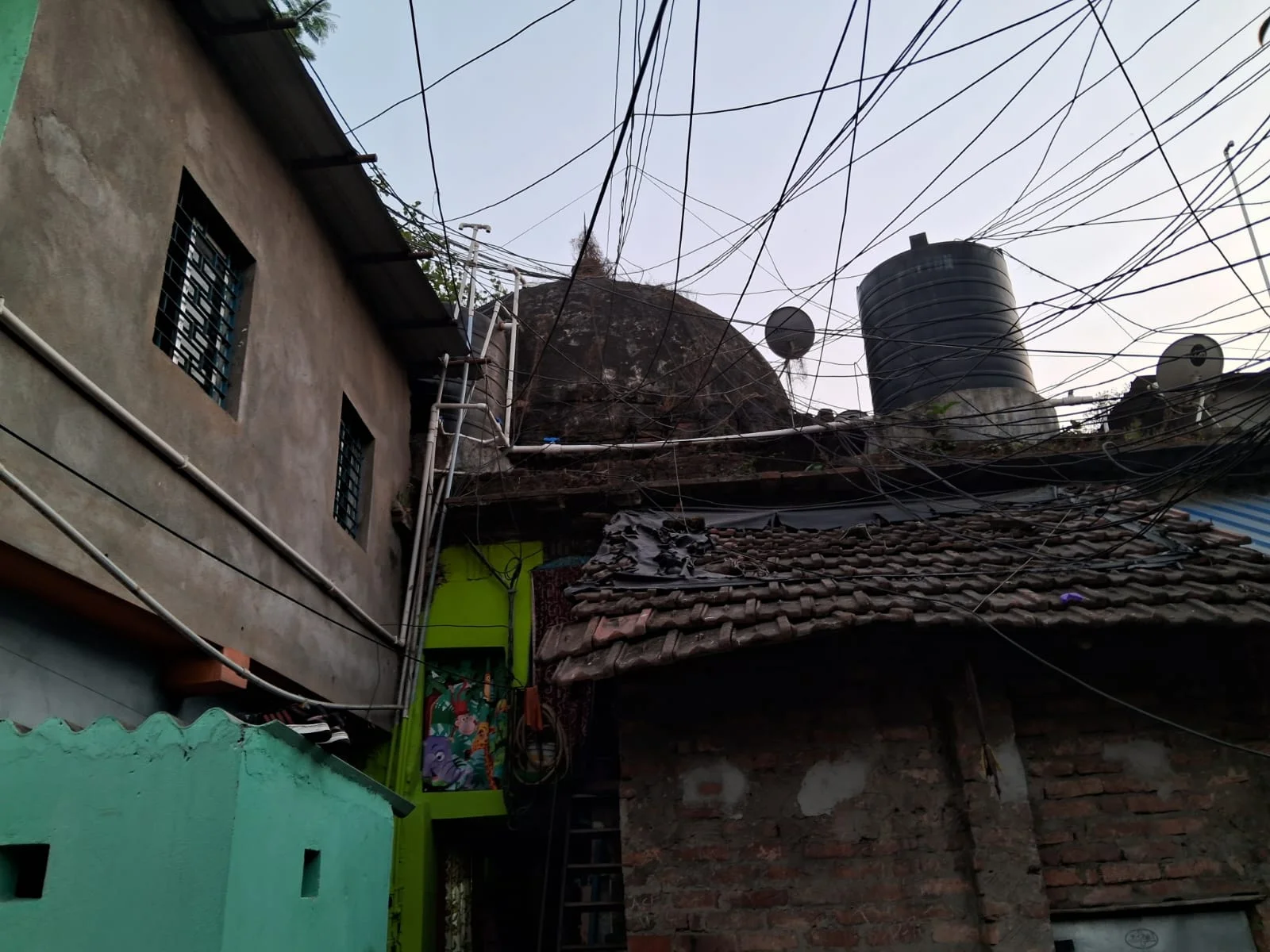 টিপু সুলতানের বংশধরদের দেওয়া ওয়াকফ সম্পত্তি জবরদখলের অভিযোগ