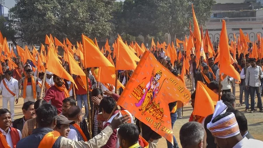 মহাকুম্ভে ভিএইচপি-র শপথ, নিশানায় ৪২ হাজার মসজিদ