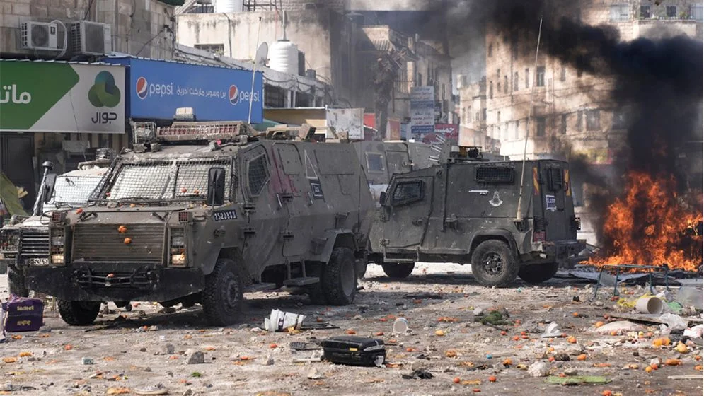 পশ্চিম তীরে ইসরাইলি বিমান হামলায় নিহত ১০