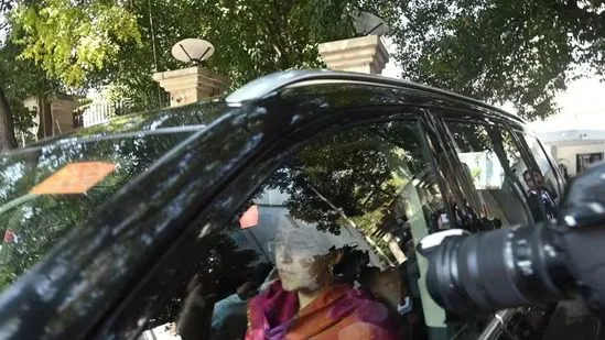 পদত্যাগ করলেন মুখ্যমন্ত্রী অতিশী মারলেনা