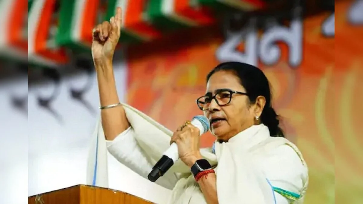 ২৬-এ দুই-তৃতীয়াংশ সংখ্যাগরিষ্ঠতা নিয়ে ফিরবে তৃণমূলঃ মমতা