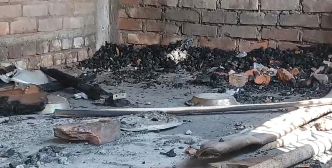 বারুইপুরে নাবালিকাকে ধর্ষণের চেষ্টা, অভিযুক্তের বাড়ি ভাঙচুর ক্ষিপ্ত জনতার