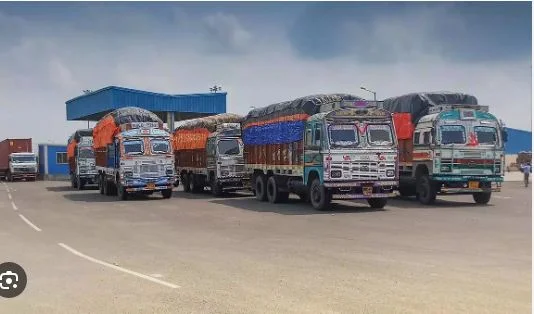 পেট্রাপোল সীমান্তে বাংলাদেশে রফতানি বাণিজ্যে আরও গতি