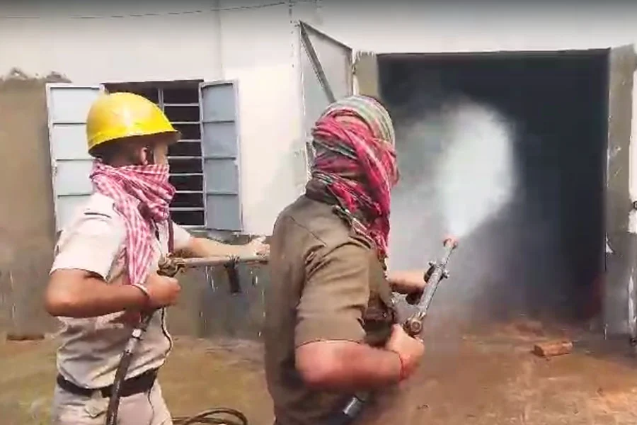 কালনায় হিমঘরে গ্যাস লিক, দুই শ্রমিকের মৃত্যু