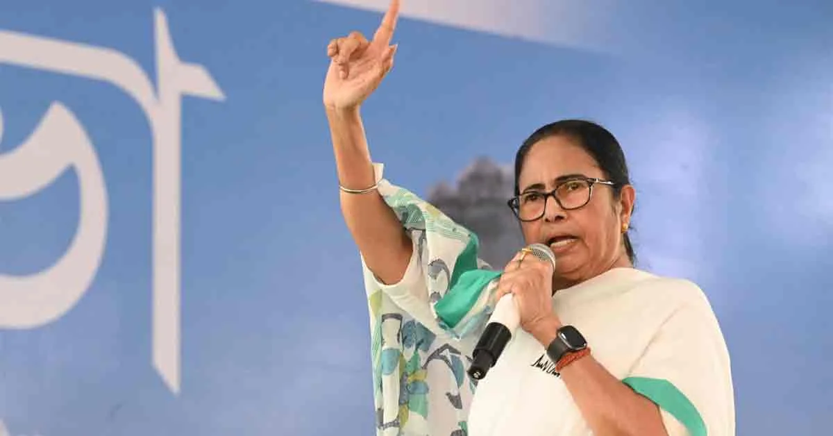 ছাব্বিশের নির্বাচনের আগে সংগঠনকে দৃঢ় করতে আজ বার্তা মমতার
