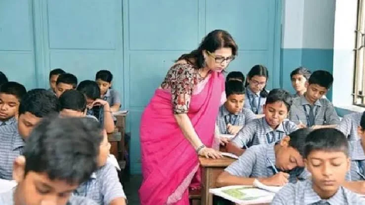 স্কুল শিক্ষায় বিষয় ভিত্তিকশিক্ষক নিয়োগের সুপারিশ বিধানসভার স্ট্যান্ডিং কমিটির