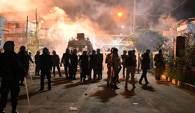 ফের অশান্ত মণিপুর , সংঘর্ষে নিহত ১