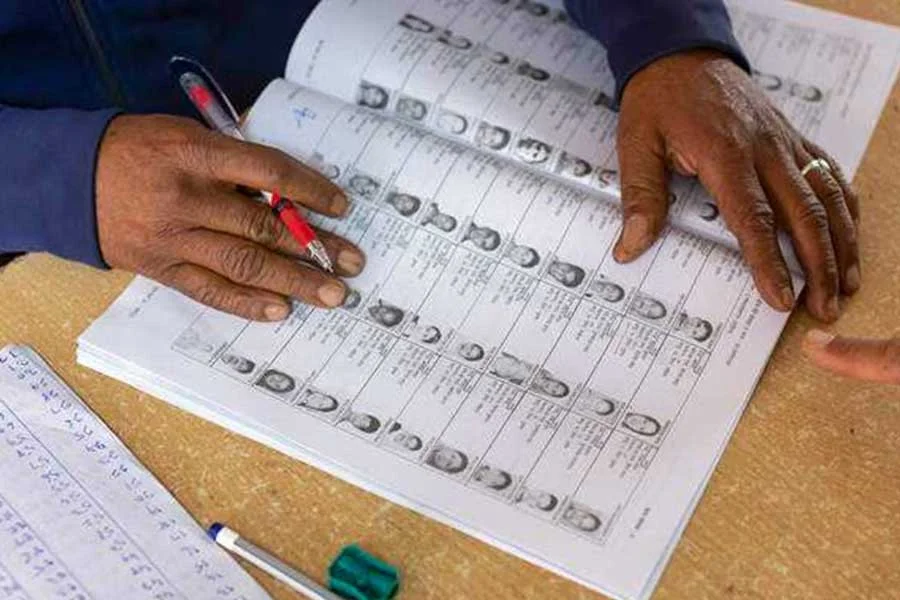 ৩ মাসে এপিক কার্ড সংশোধনের প্রতিশ্রুতি কমিশনের