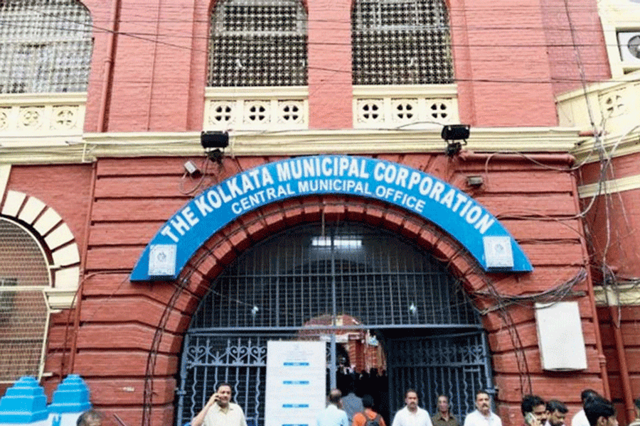 রমযানে জল, আলোর প্রতি বিশেষ নজর দেবে কলকাতা পুরসভা