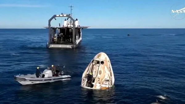 পৃথিবীতে ফিরলেন SUNITA এবং বুচ, ফ্লরিডায় সফল অবতরণ