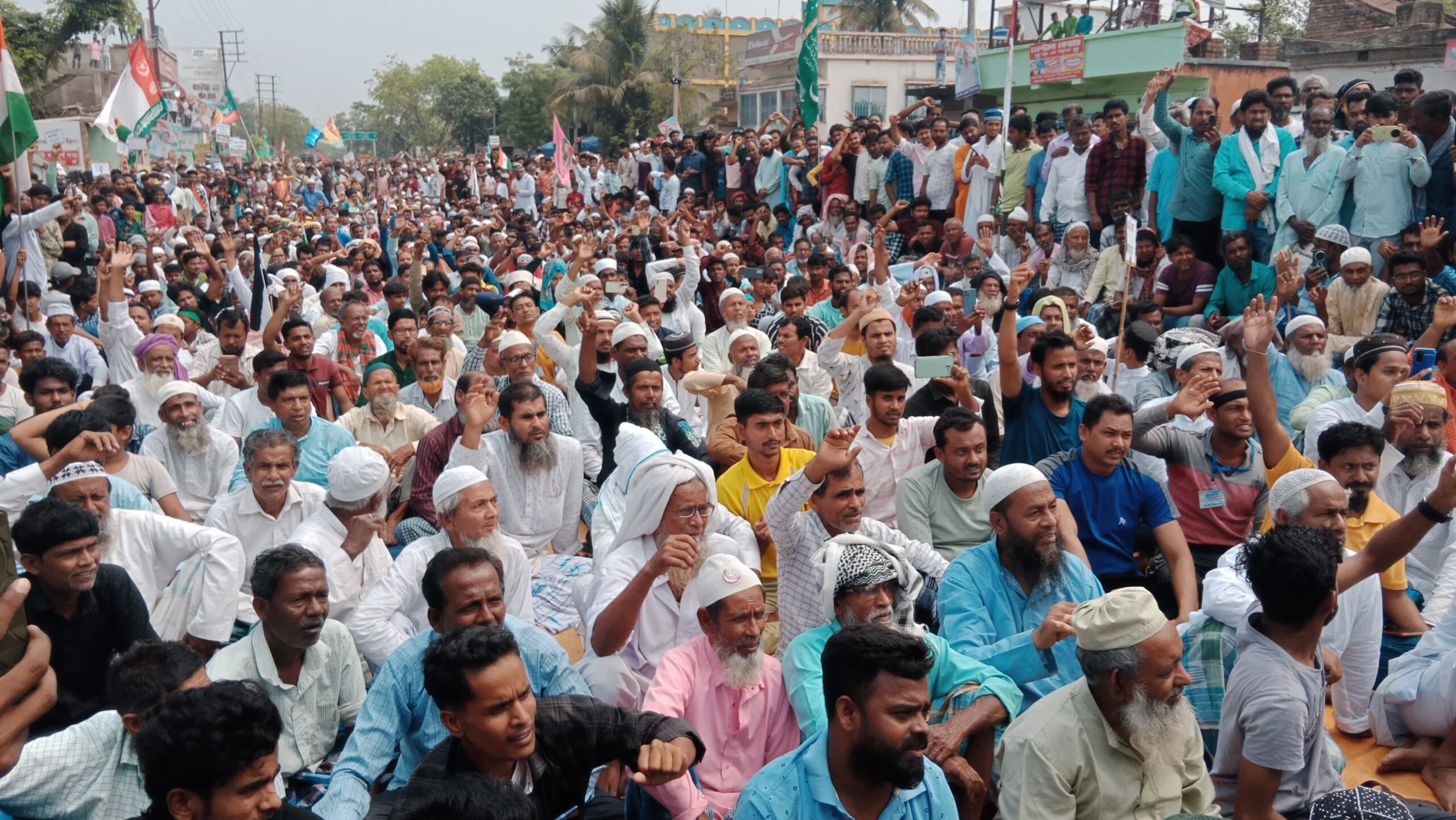 ওয়াকফ বিল প্রত্যাহারের দাবিতে জমিয়তের বিশাল মিছিল, সভায় শান্তি ও সম্প্রীতির বার্তা