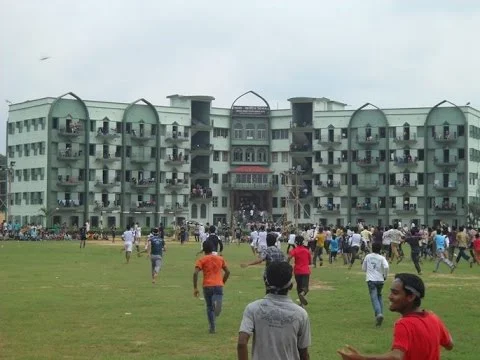 ৬৮৬ পেয়ে মেধাতালিকায় Al-Ameen এর আরিফ মণ্ডল