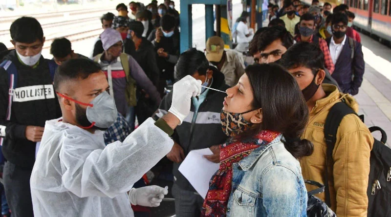 আবারও ভয় ধরাচ্ছে করোনা