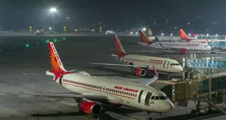 যুদ্ধের আশঙ্কা: এয়ার ইন্ডিয়া ও ইন্ডিগোর সমস্ত উড়ান স্থগিত, ইজ়রায়েলে ভারতীয়দের জন্য সতর্কতা