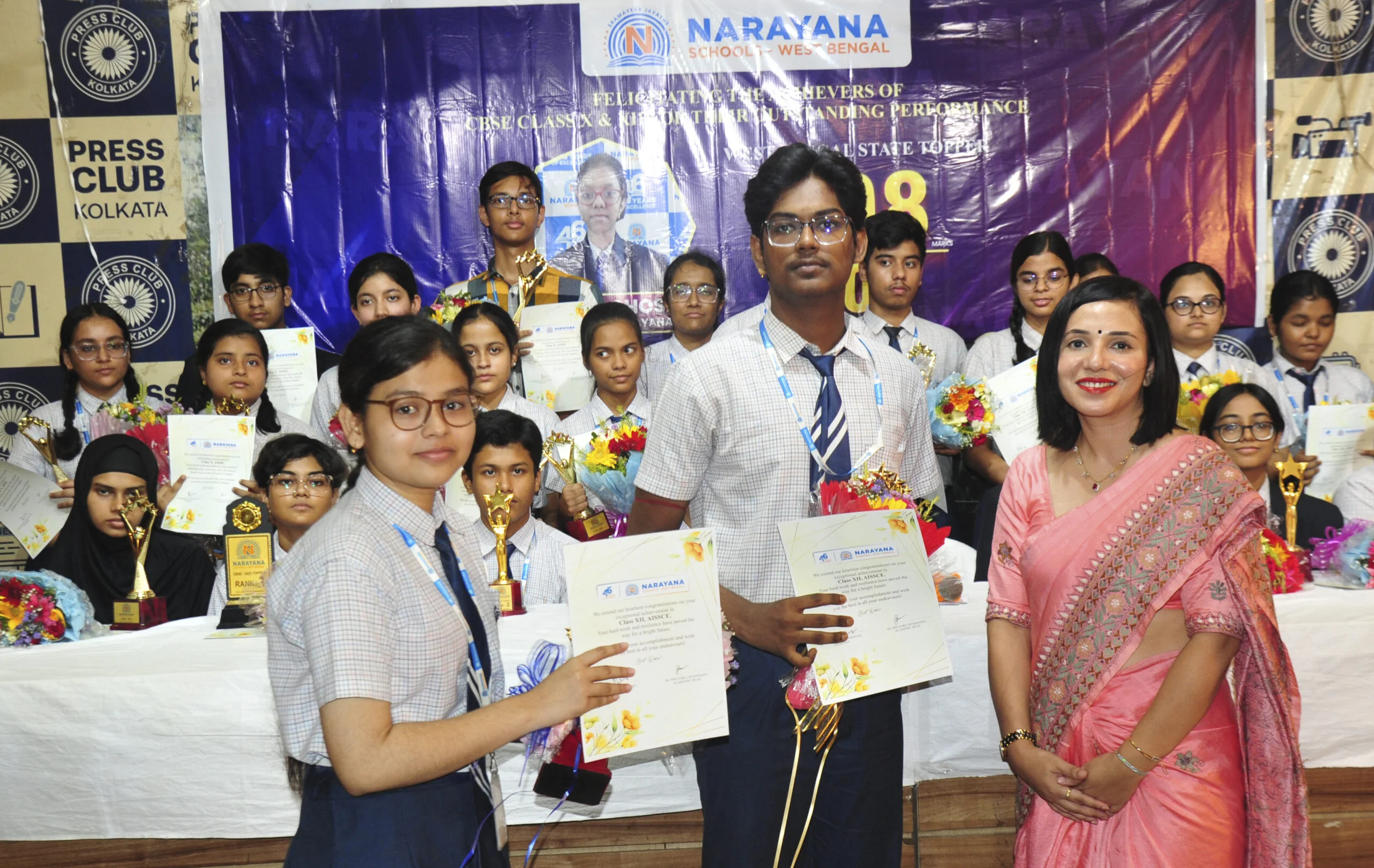 সিবিএসই’র দশম শ্রেণির ফলে রাজ্যে প্রথম নারায়ণা স্কুলের তৃষা