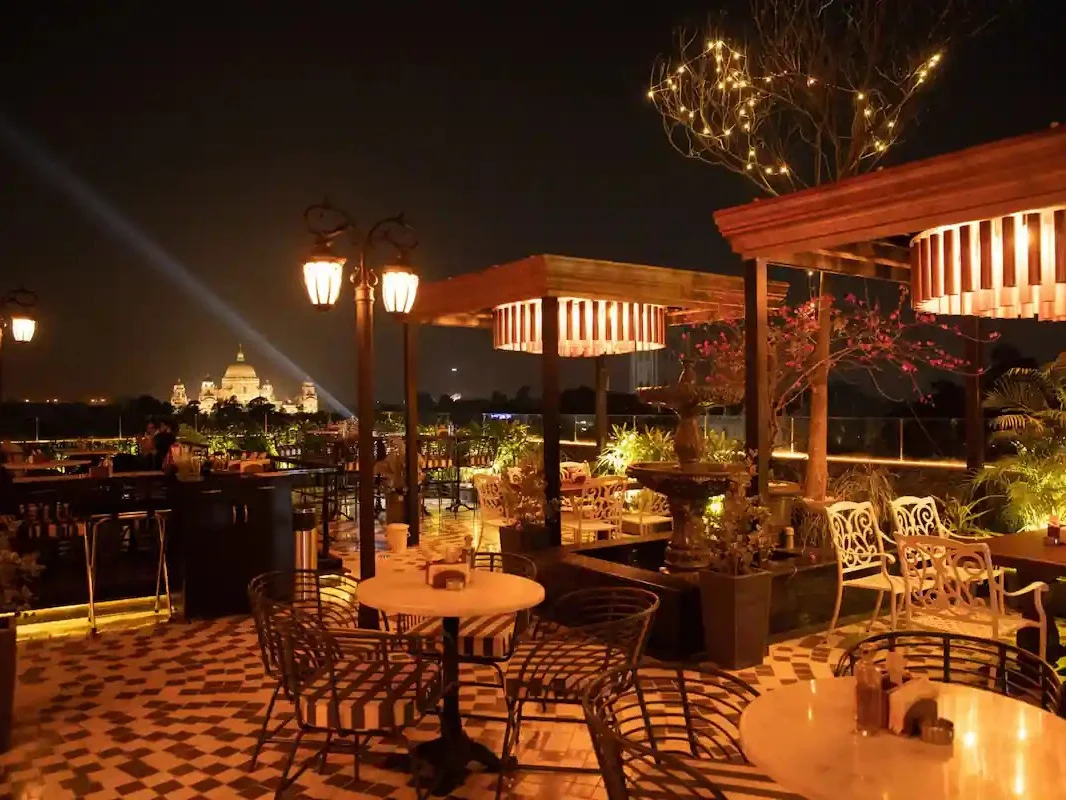 শহরে রুফটপ ক্যাফে নিয়ে এবার নতুন পদক্ষেপ, চিঠিও পাঠাচ্ছে পুরনিগম