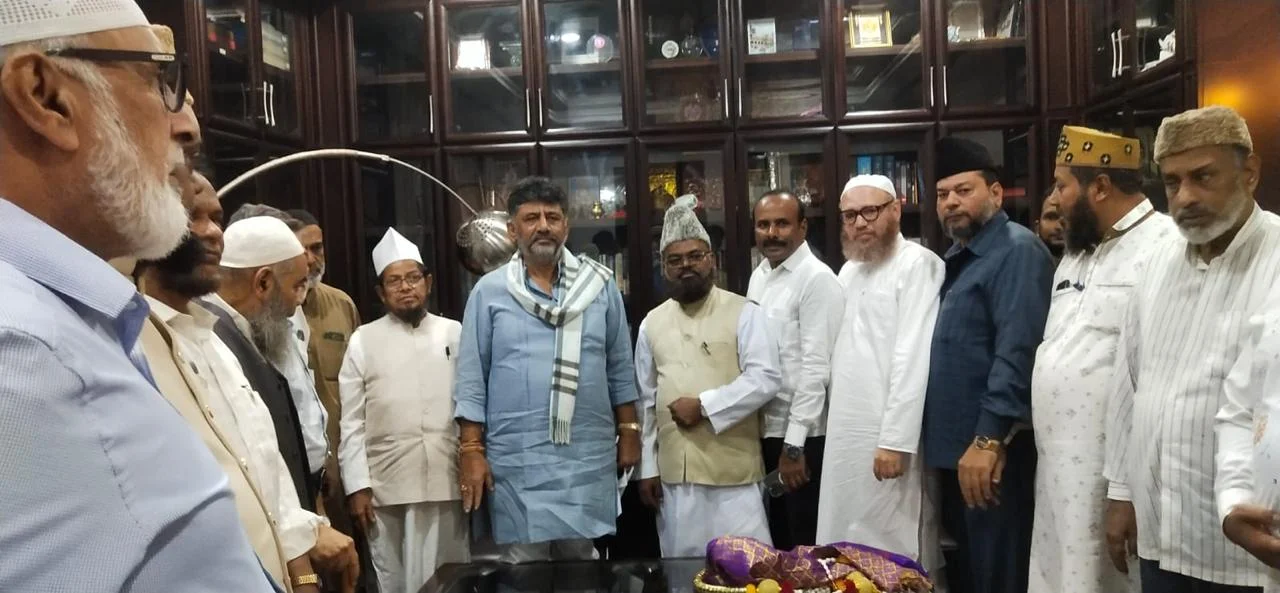 কর্ণাটকের উপ-মুখ্যমন্ত্রী ও স্বরাষ্ট্রমন্ত্রীর সঙ্গে বৈঠকে একগুচ্ছ দাবি পেশ মুলসিম প্রতিনিধি দলের