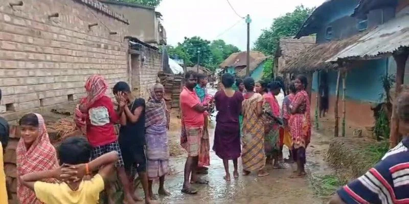 ডাইনি সন্দেহে মারধর!একই পরিবারের ৩ জনকে মার, এলাকাবাসীর দিকে অভিযোগের তির