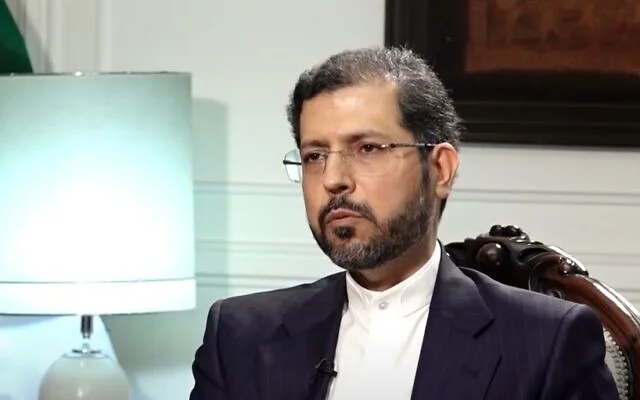 ইসরাইলি হামলায় আমেরিকা যোগ দিলে সমগ্র অঞ্চলে নরক নেমে আসবে : ইরানের উপপররাষ্ট্রমন্ত্রী