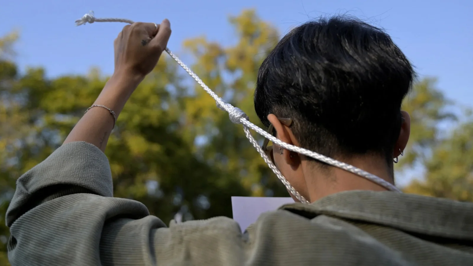 চরবৃত্তিতে জড়িত সন্দেহে ইরানে ৭০০ জন গ্রেফতার, ৩ জনের ফাঁসি