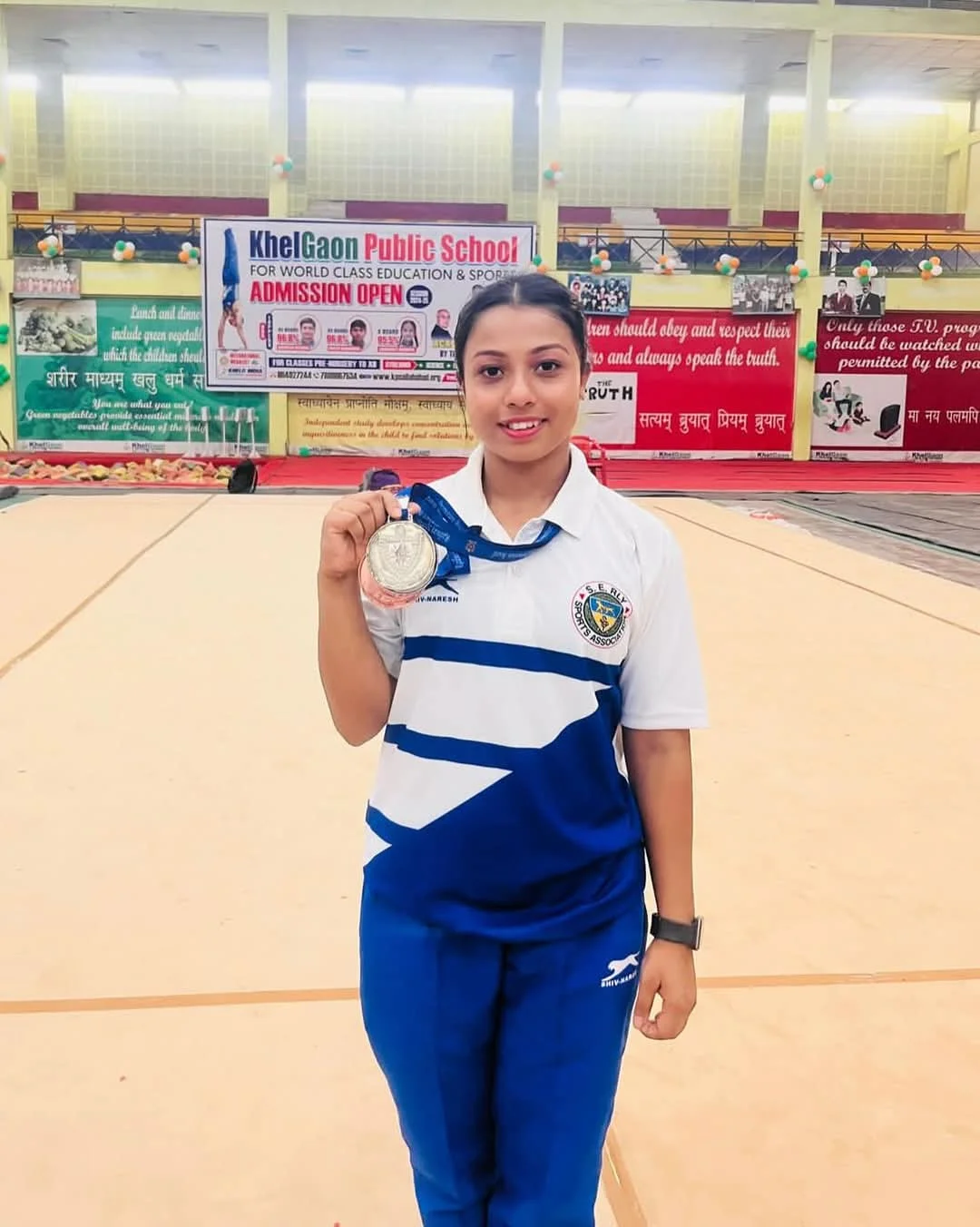 দক্ষিণ কোরিয়ায় পাড়ি জয়নগরের ২৩ বছরের জিমন্যাস্ট বিদিশা গায়েন