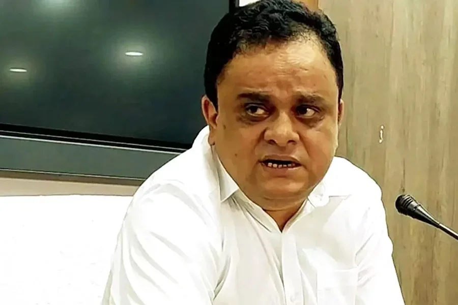 আগামিকাল থেকেই অ্যাডমিশন পোর্টালে আবেদন করা যাবে, জানালেন শিক্ষামন্ত্রী ব্রাত্য বসু