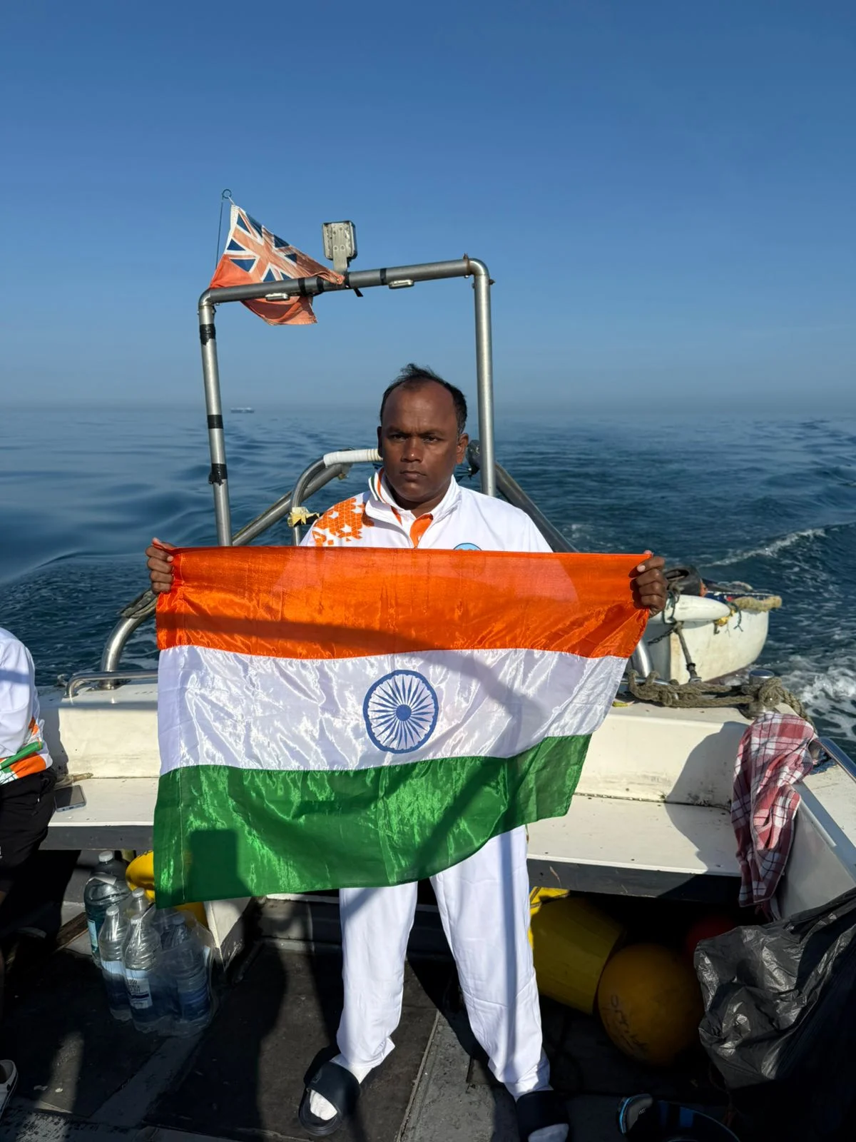 ইংলিশ চ্যানেল জয় করলেন সুন্দরবনের রবিন