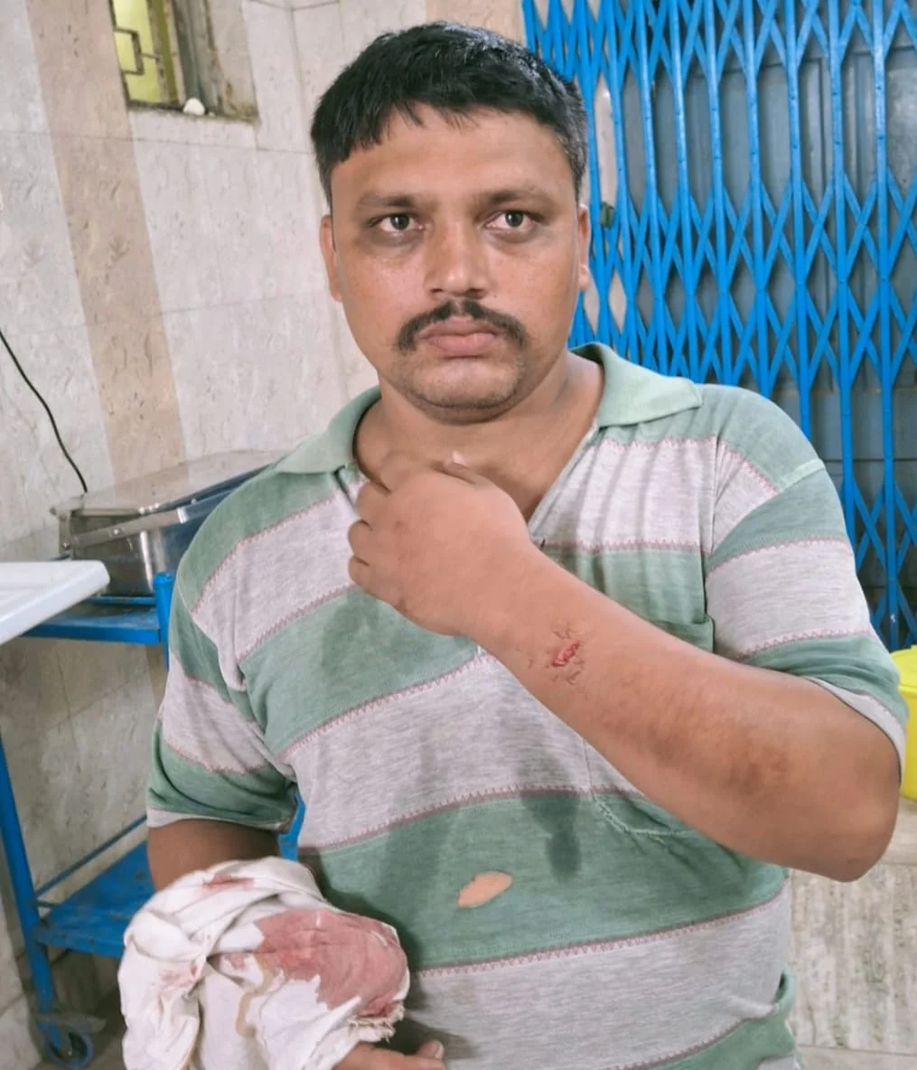 ফল বিক্রেতাকে মারধর! ১২ হাজার টাকা ছিনতাইয়ের অভিযোগ