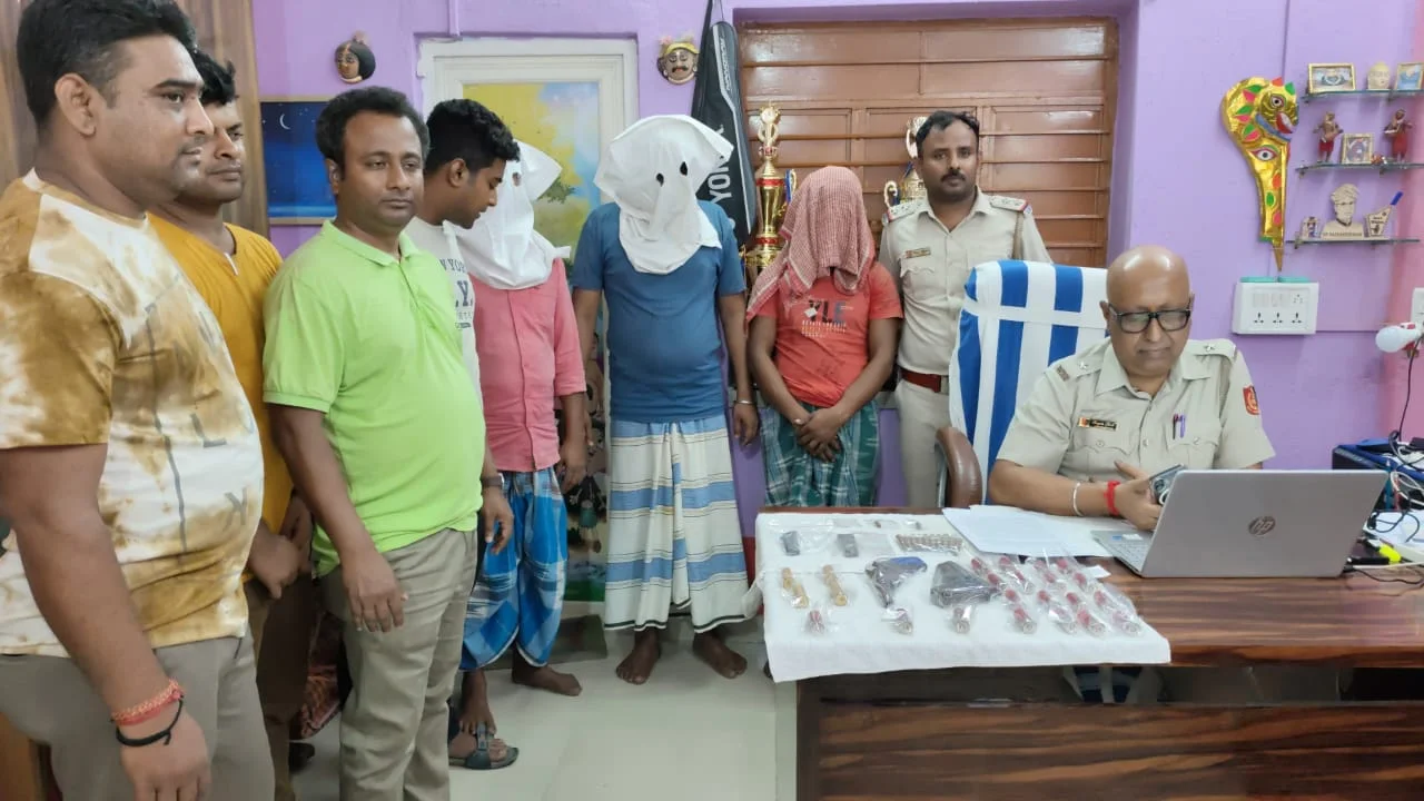 তালদিতে পুলিশের তৎপরতায় ভেস্তে গেল ডাকাতি,গ্রেফতার তিন