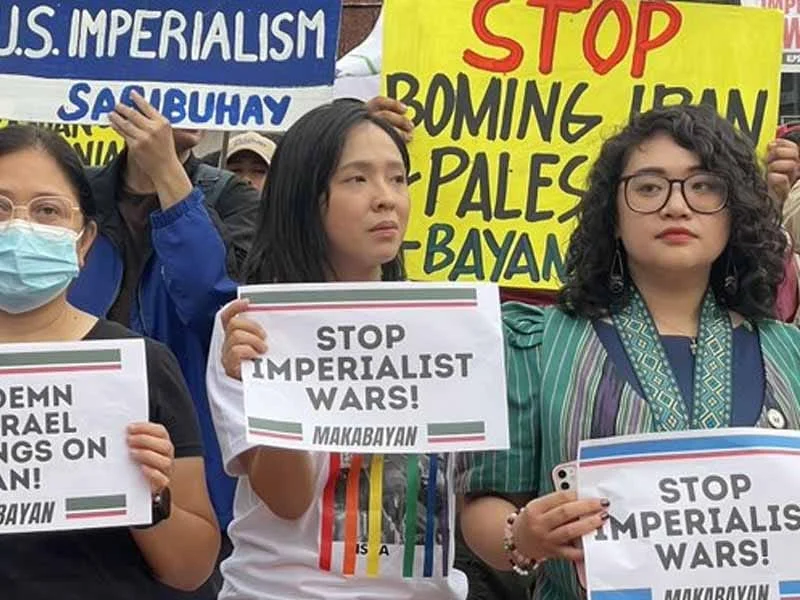 আমেরিকার বিরুদ্ধে বিশ্বজুড়ে প্রতিবাদ মিছিল, মাথা উঁচু করে জবাব দিচ্ছে  ইরান