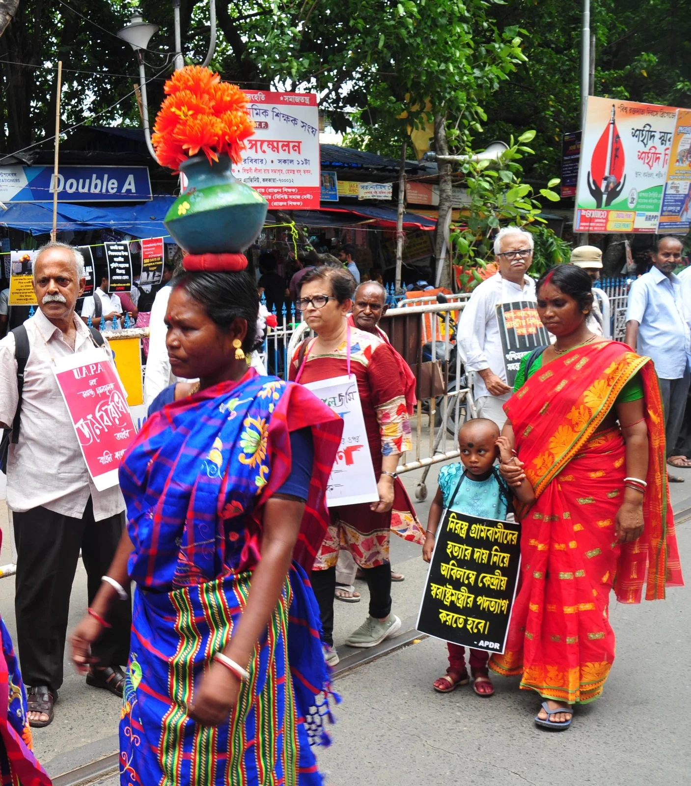 রাষ্ট্রীয় নিপীড়নের প্রতিবাদে পথে মানবাধিকার সংগঠন এপিডিআর