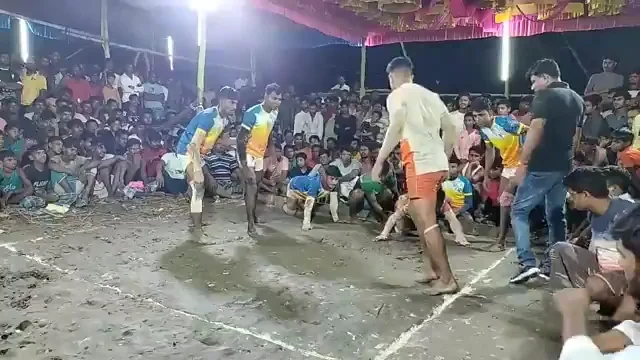 গ্রাম থেকে হারিয়ে যাচ্ছে হাডুডু খেলা