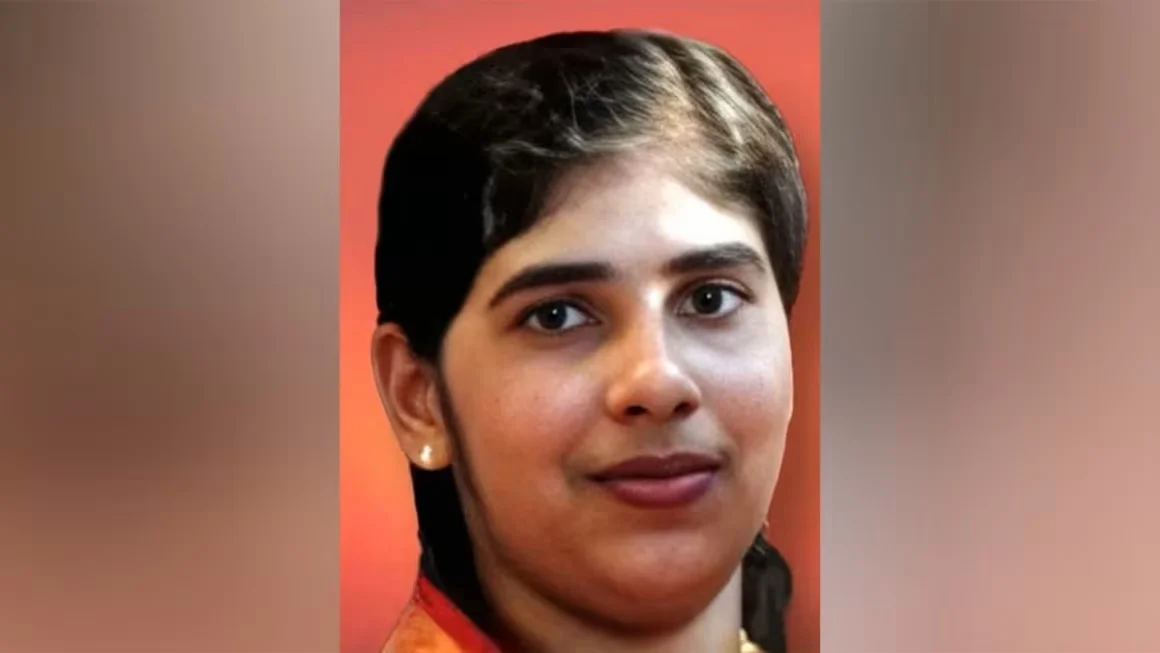 সোশ্যাল মিডিয়ায় ক্রমশ জটিল হচ্ছে নিমিশা মামলা, সংযমের আর্জি মায়ের