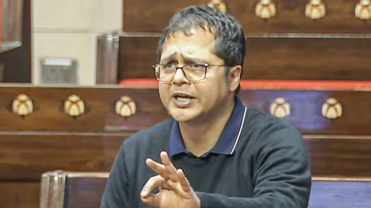 বিহারে রাতারাতি ১.২৬ কোটি ভোটার মুছে দিল নির্বাচন কমিশন: সাকেত