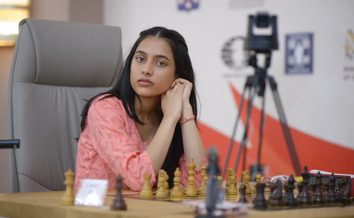 দাবা বিশ্ব চ্যম্পিয়ন: নাগপুরে রাজকীয় অভ্যর্থনা দিব্যাকে