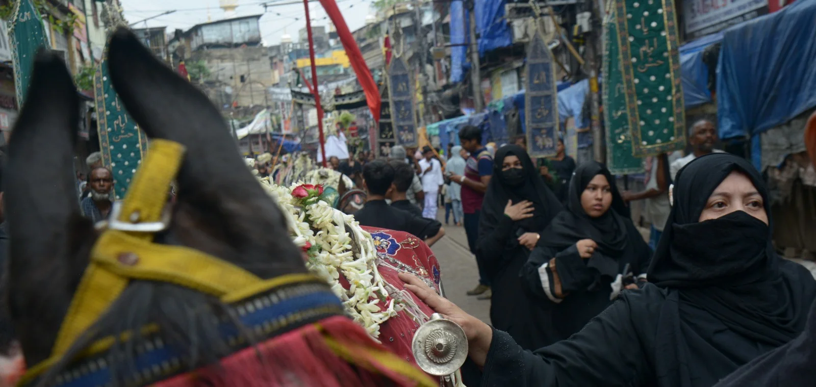 শহরজুড়ে পালিত হচ্ছে মহরম