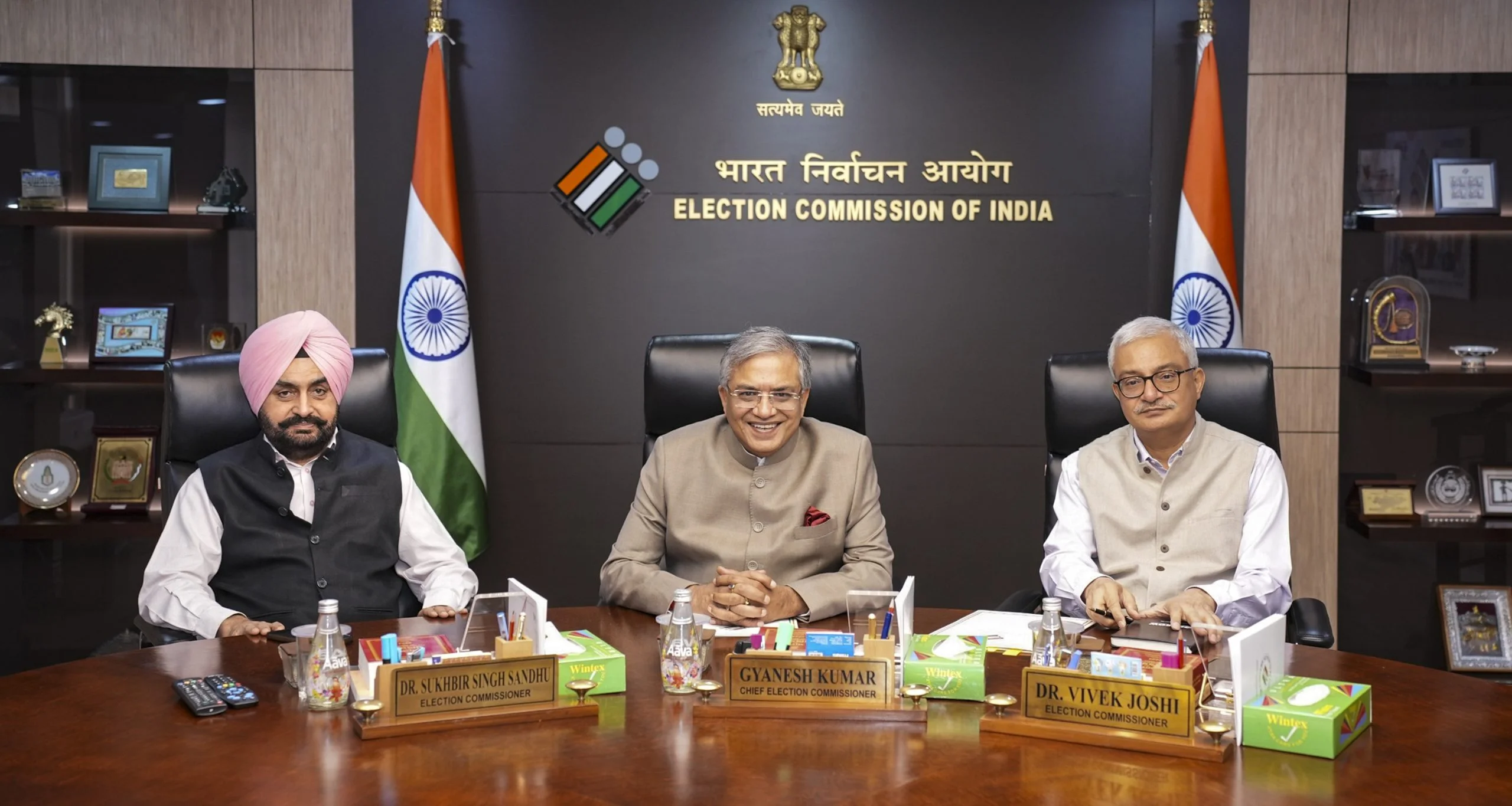 বিহার বিধানসভা নির্বাচন ও ভোটার তালিকা সংশোধন ঘিরে তৃণমূলের আপত্তি, নির্বাচন কমিশনে প্রতিনিধিদল